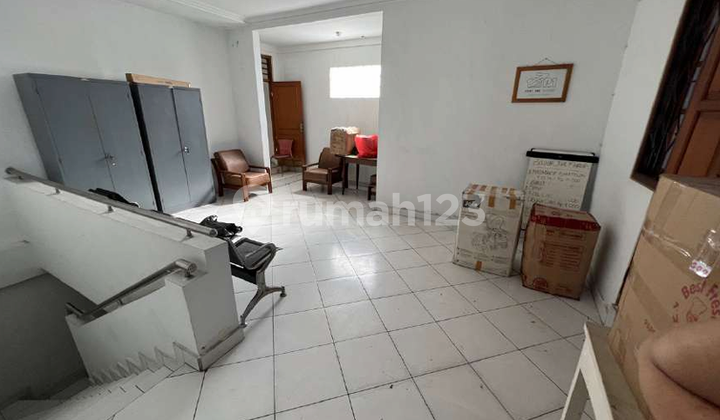 For Sale: Ruko & House with Spacious SHM on Main Street Pemecutan Denpasar 2