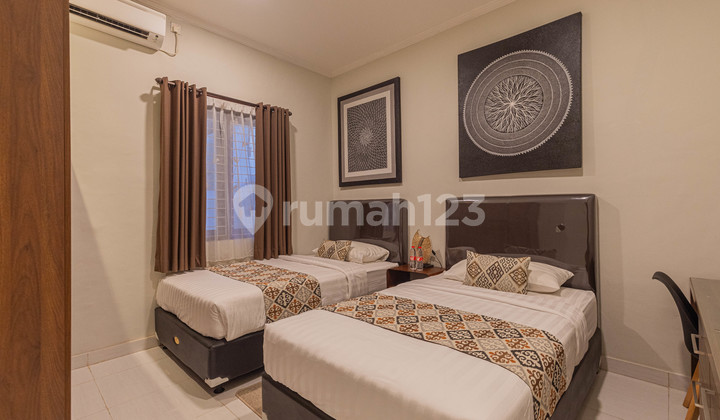 FOR RENT MONTHLY/YEARLY VILLA WITH 4 BEDROOMS - VILLA ULUWATU FOR RENT MONTHLY/YEARLY VILLA WITH 4 BEDROOMS - VILLA ULUWATU