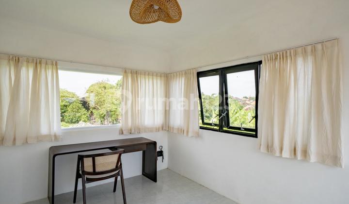 Rumah Hunian modern dan luas Lingkungan Asri di Kerobokan Rumah Hunian modern dan luas Lingkungan Asri di Kerobokan