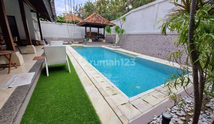 A Beautiful House Villa Design For Sale At Nusa Dua. 2