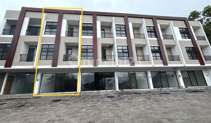 Dijual Ruko 3 Lantai Siap Huni SHM IMB di Jimbaran Uluwatu Bali Dijual Ruko 3 Lantai Siap Huni SHM IMB di Jimbaran Uluwatu Bali