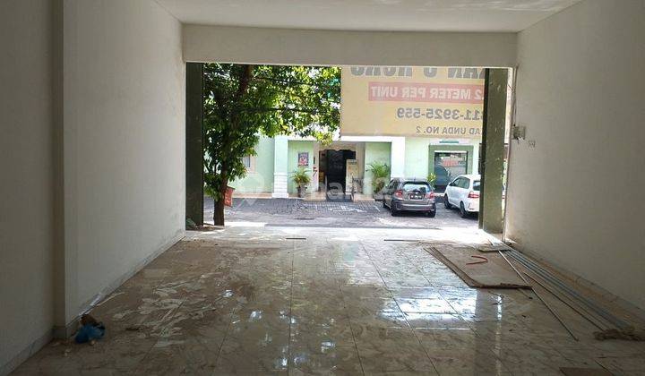 Disewakan Ruko Baru 1 Lantai 6 unit  di renon 2