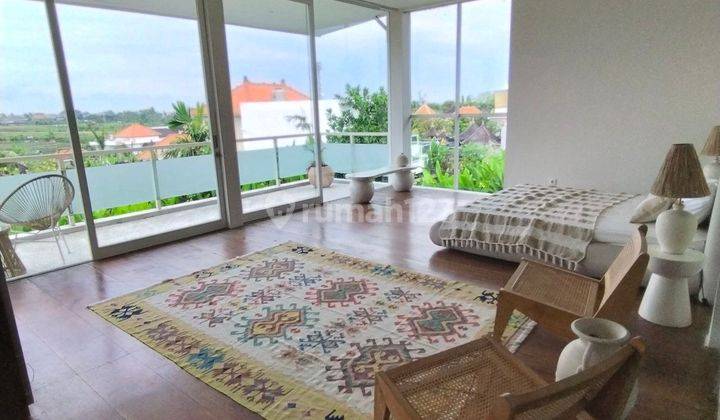 A 2-building private villa with 4 bedrooms big garden 1