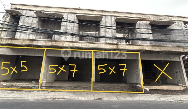For Rent: 1-Story Shop House in Premium Area Near Batu Bolong Beach, Canggu For Rent: 1-Story Shop House in Premium Area Near Batu Bolong Beach, Canggu