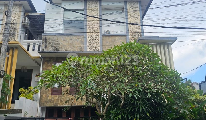Disewakan Villa 5+1 Bedrooms Mewah Di Ungasan  1