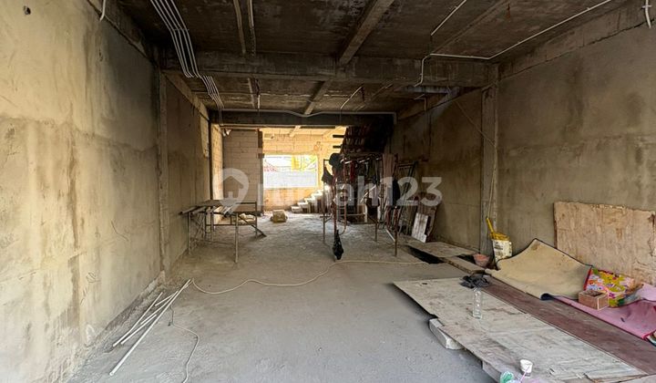 Disewakan Ruko Baru 3 Lantai di Teuku Umar Barat 2