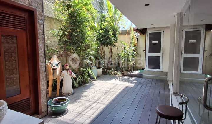 Long Term Office Rental on Umalas Main Road, Badung Long Term Office Rental on Umalas Main Road, Badung