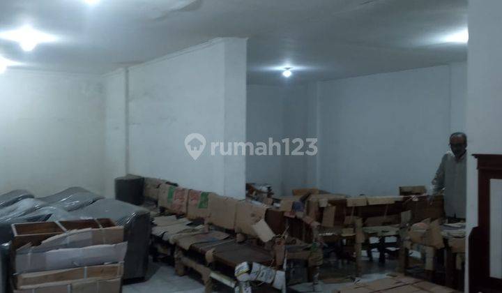 Disewakan Ruko Gandeng 2 Lantai di Sesetan , Denpasar Selatan  2