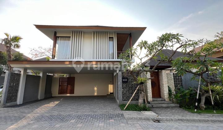 Brand New Luxury Villa 4 Bedrooms In Jimbaran