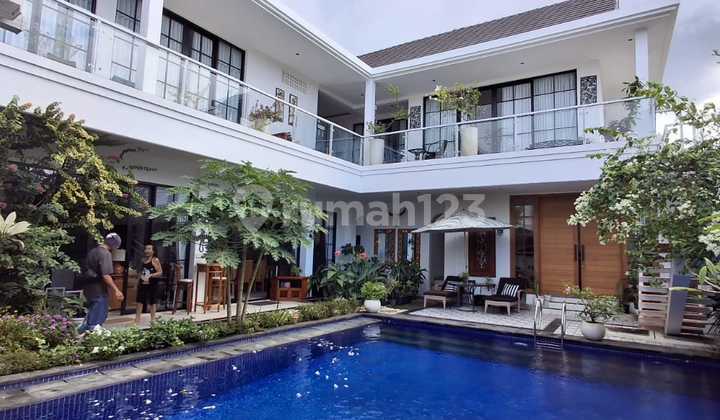 Disewakan villa 8 bedroom cocok untuk air BNB di Nusa Dua, Bali