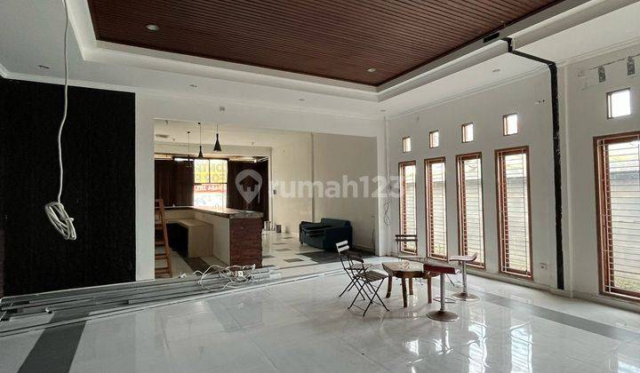 DISEWAKAN RUKO/KANTOR 1 LANTAI DI SEMINYAK 2