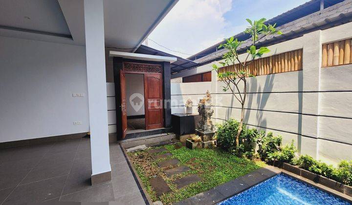 Disewakan Villa Baru 3 Kamar Area Bumbak, Umalas 2