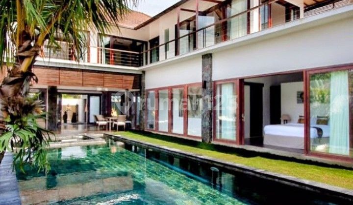 Disewakan Villa Mewah design Tropical minimalis di Umalas 