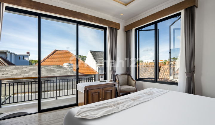 For Rent & For Sale New Villa Full Furnish in Kerobokan