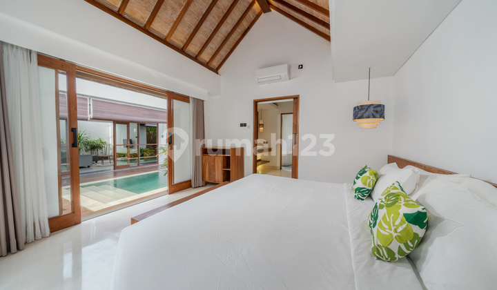 For LEASEHOLD Villa 3 Bedrooms in Munggu