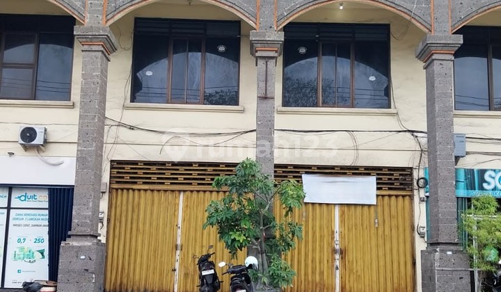 For Rent: 3-Story Shophouse in Cokrominoto, North Denpasar For Rent: 3-Story Shophouse in Cokrominoto, North Denpasar