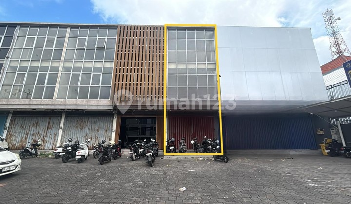For Sale 3-Story Shophouse Prime Area on Gatot Subroto, West Denpasar