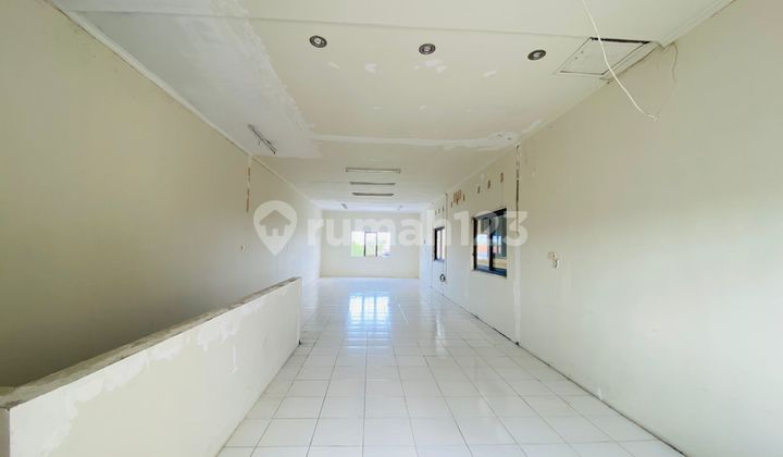 Disewakan Ruko Tiga Lantai di Jalan Imam Bonjol Denpasar Selatan