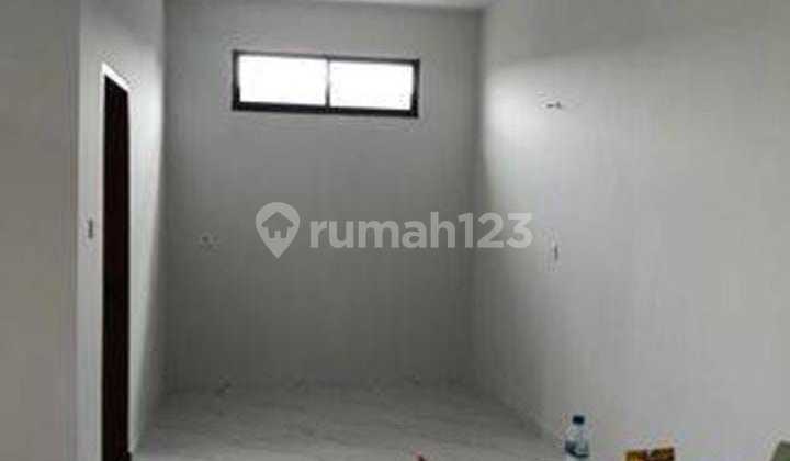 Rumah Dua Lantai Di Sedap Malam Tidak Jauh Ke Pantai Sanur