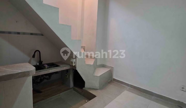 Disewakan Rumah Kosongan Dekat dengan Universitas dan Mall 2