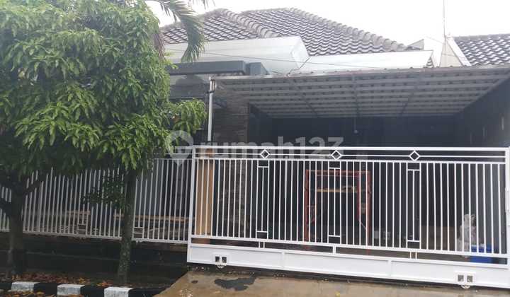 Dijual Rumah Second Sangat Terawat Dekat dengan Akses Tol Lawang Dijual Rumah Second Sangat Terawat Dekat dengan Akses Tol Lawang