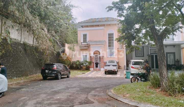 Offered Ready-to-Occupy House in Dialicante, Gading Serpong