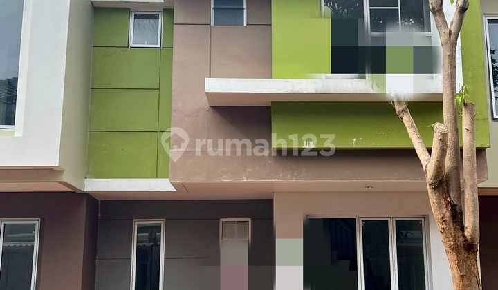 Disewakan Rumah Malibu Village, Gading Serpong