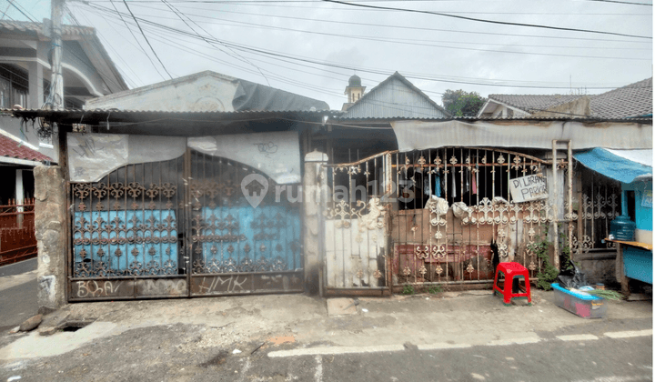 DIJUAL Rumah di Jl.Kebon Pala, Kebon Melati, Tanah Abang, Jakarta 2