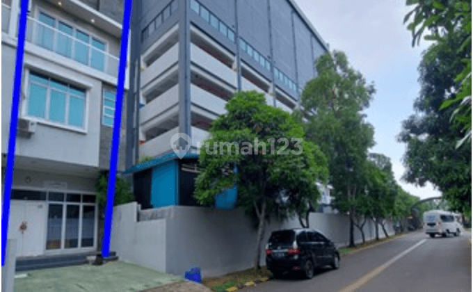 Dijual Ruko Murah, di Jl. Pantai Indah Selatan, Penjaringan 2