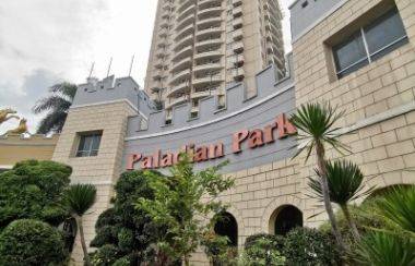 Di Jual Apartemen Paladian Park 3 Kamar Tidur Furnished 2