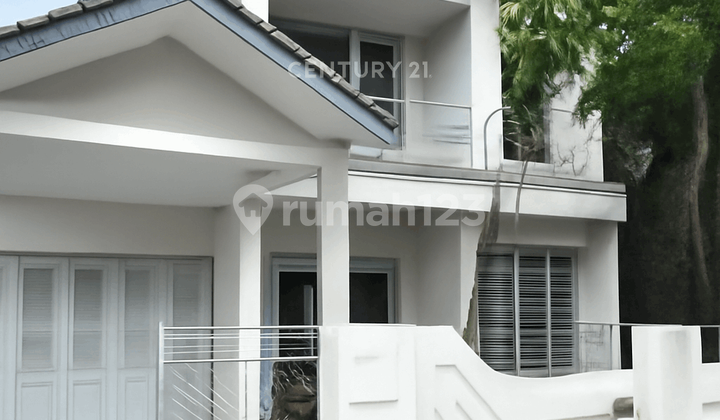 Rumah 2 Lt Luas 250 M Disewakan 50 Jt Per Thn 1