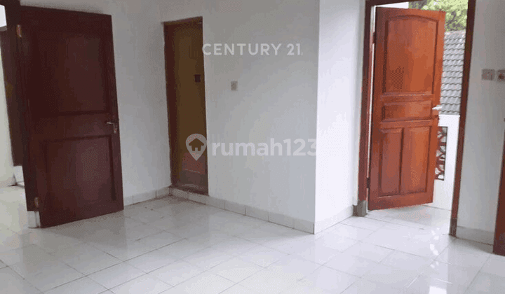 Rumah 2 Lt Luas 150 M2 Di Komplek Fortuna Minomartani Utk Hunian  2