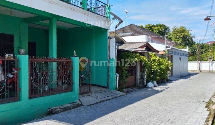 Rumah Kost Aktif 3 Lantai Dekat Dari Amplaz 2