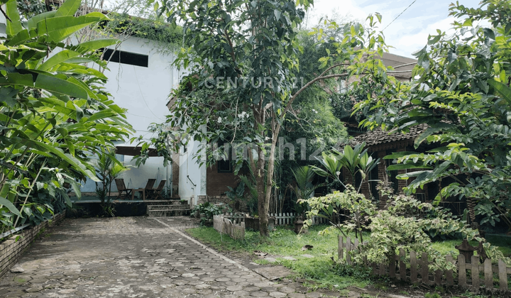 Gedung Serbaguna Cocok untuk Gudang di Jalan Wates Jogja