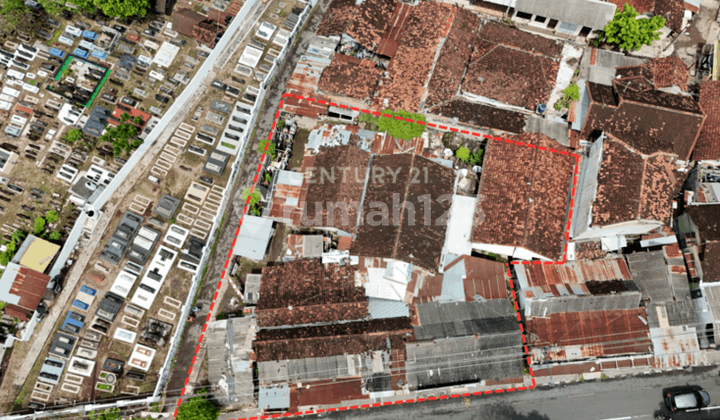 Land Area 812 M2 in Umbulharjo Only 100 M from UAD Campus Land Area 812 M2 in Umbulharjo Only 100 M from UAD Campus