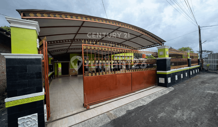 House Near Uad Maguwoharjo Hospital Ideal for Office Business House Near Uad Maguwoharjo Hospital Ideal for Office Business