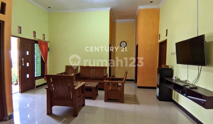 House Suitable for Residence Only 1km to Jogja Mall House Suitable for Residence Only 1km to Jogja Mall
