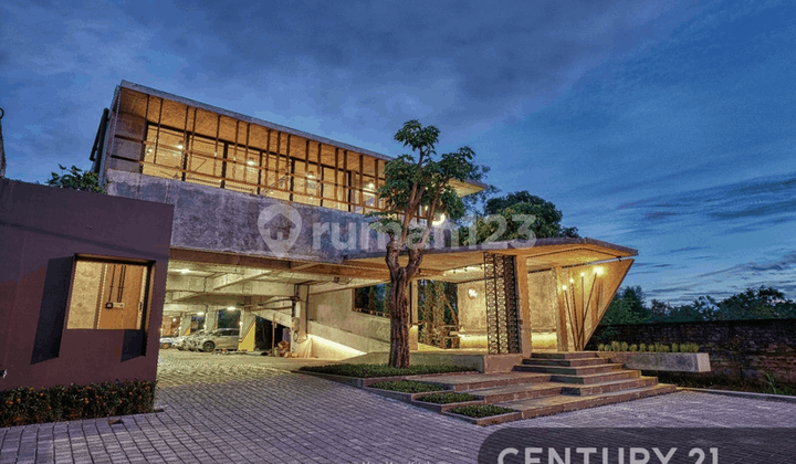 2-Story Building on Jl Palagan Ready for Office or Culinary Business 1