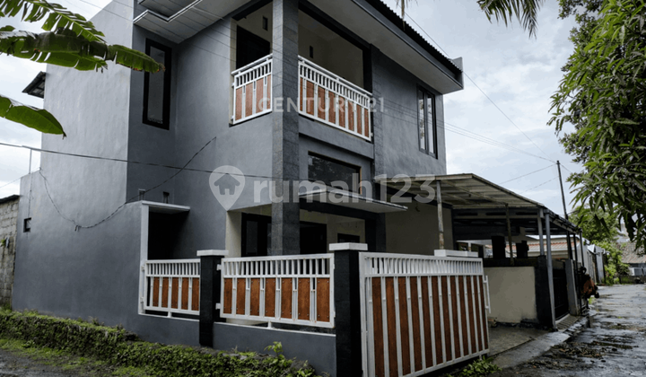 Rumah 2Lt Dekat Sleman City Hall Cocok untuk Hunian Rumah 2Lt Dekat Sleman City Hall Cocok untuk Hunian