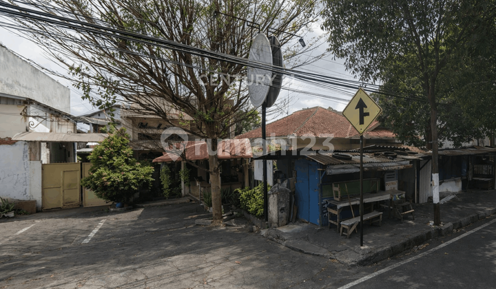 Land 500M2 Near Jogja Monument Ideal for Residence and Business