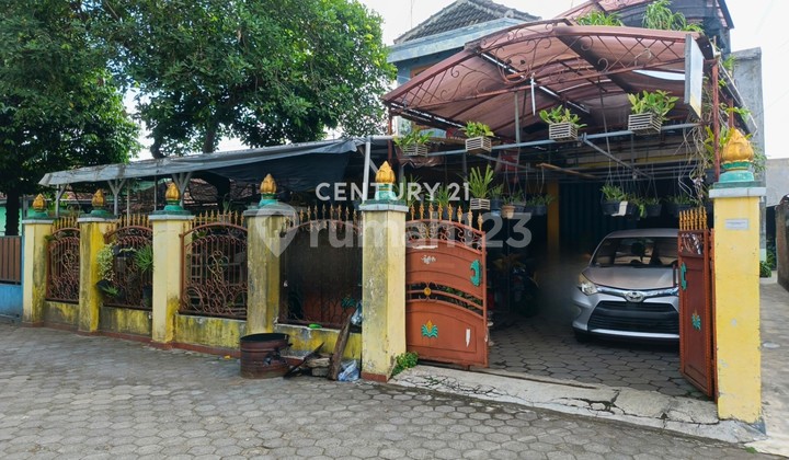 Rumah Kos 11 KT Dgn Halaman Luas Di Kota Gede Cocok Untuk Bisnis Rumah Kos 11 KT Dgn Halaman Luas Di Kota Gede Cocok Untuk Bisnis