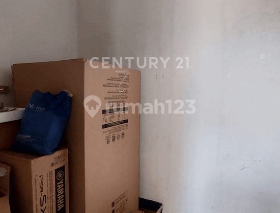 For Sale Minimalist Design House 3+1 Bedrooms Maguwoharjo Yogyakarta 2