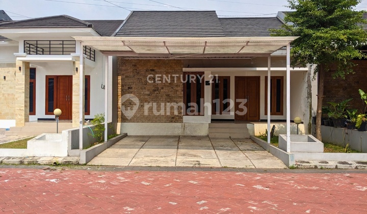 Rumah Mewah Dalam Perumahan Hanya 1 Km Ke Kampus Isi Yogyakarta Rumah Mewah Dalam Perumahan Hanya 1 Km Ke Kampus Isi Yogyakarta