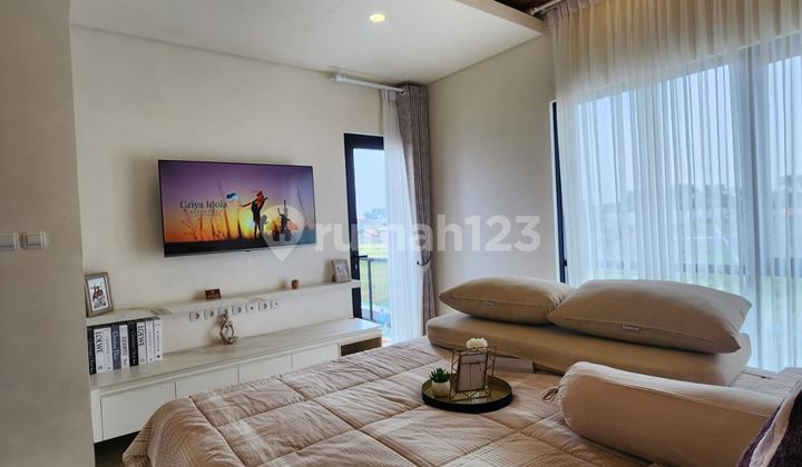 Rumah Mewah 3 Lantai untuk Pasangan Muda 2