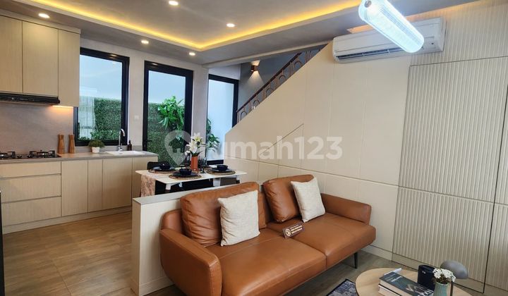 Rumah Mewah 3 Lantai untuk Pasangan Muda 2