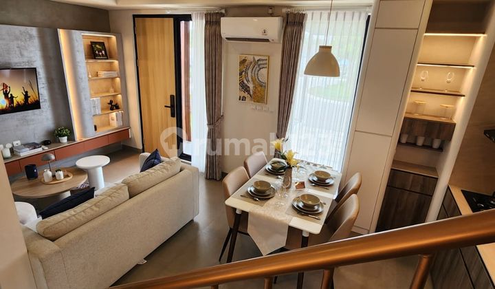 Rumah Mewah 3 Lantai untuk Pasangan Muda