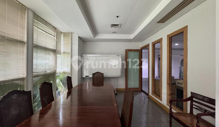 Mega Kuningan Barat Office