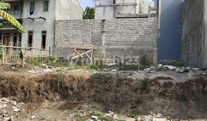 Ready-to-Build Plot in Cihanjuang Parongpong