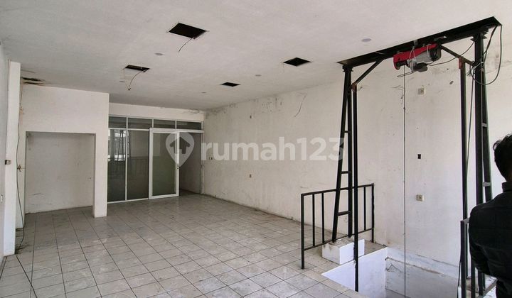 Affordable shop house Kopo Mas, suitable for warehouse use in Bandung City. 1