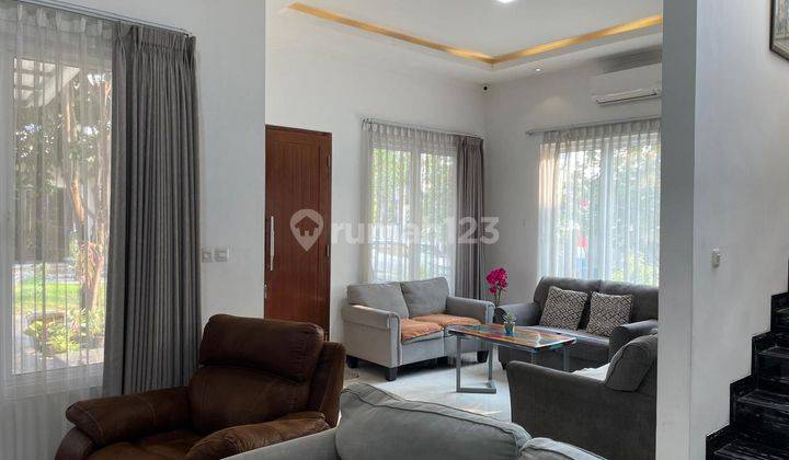 Dijual Rumah Mewah Hook Di Karawaci Full Furnished Dan Siap Huni 2